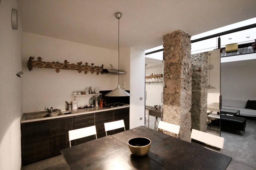 Dhomes - Loft Suite In Duomo Милан Экстерьер фото