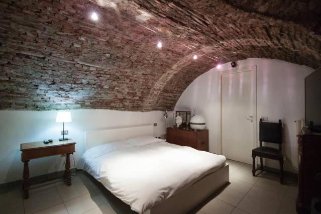 Dhomes - Loft Suite In Duomo Милан Экстерьер фото